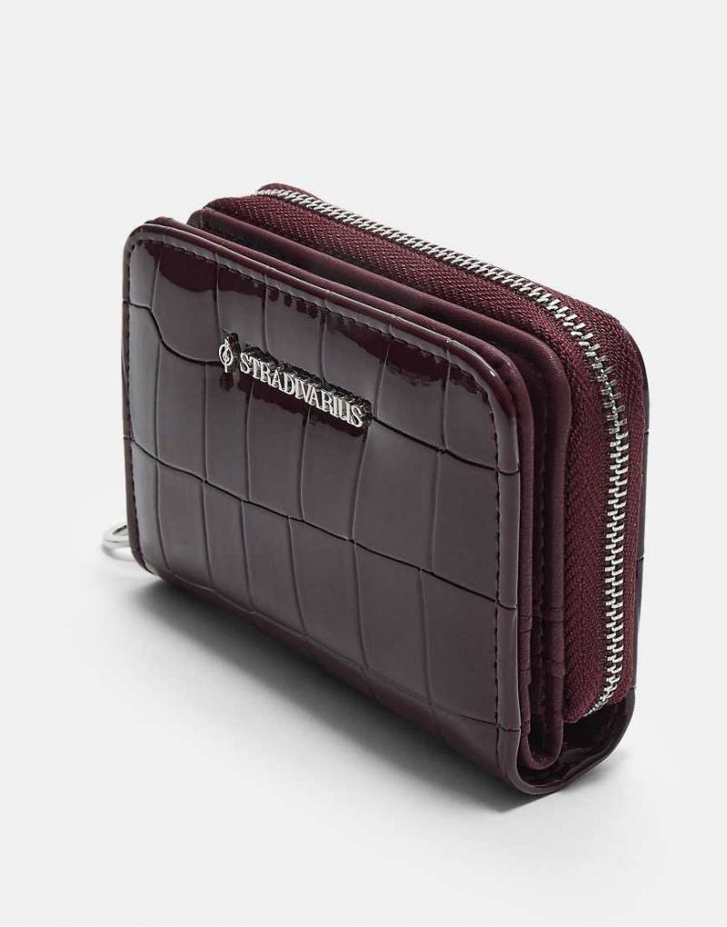 Stradivarius - Geldbörse in Kroko-Burgunderrot mit Reißverschluss von Stradivarius