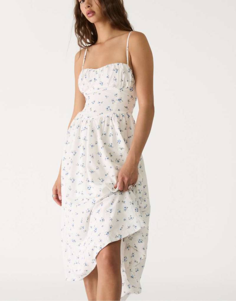 Stradivarius - Maxikleid in Ecru-Weiß von Stradivarius