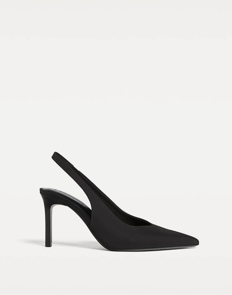 Stradivarius - High Heels in Schwarz mit Fersenriemen von Stradivarius