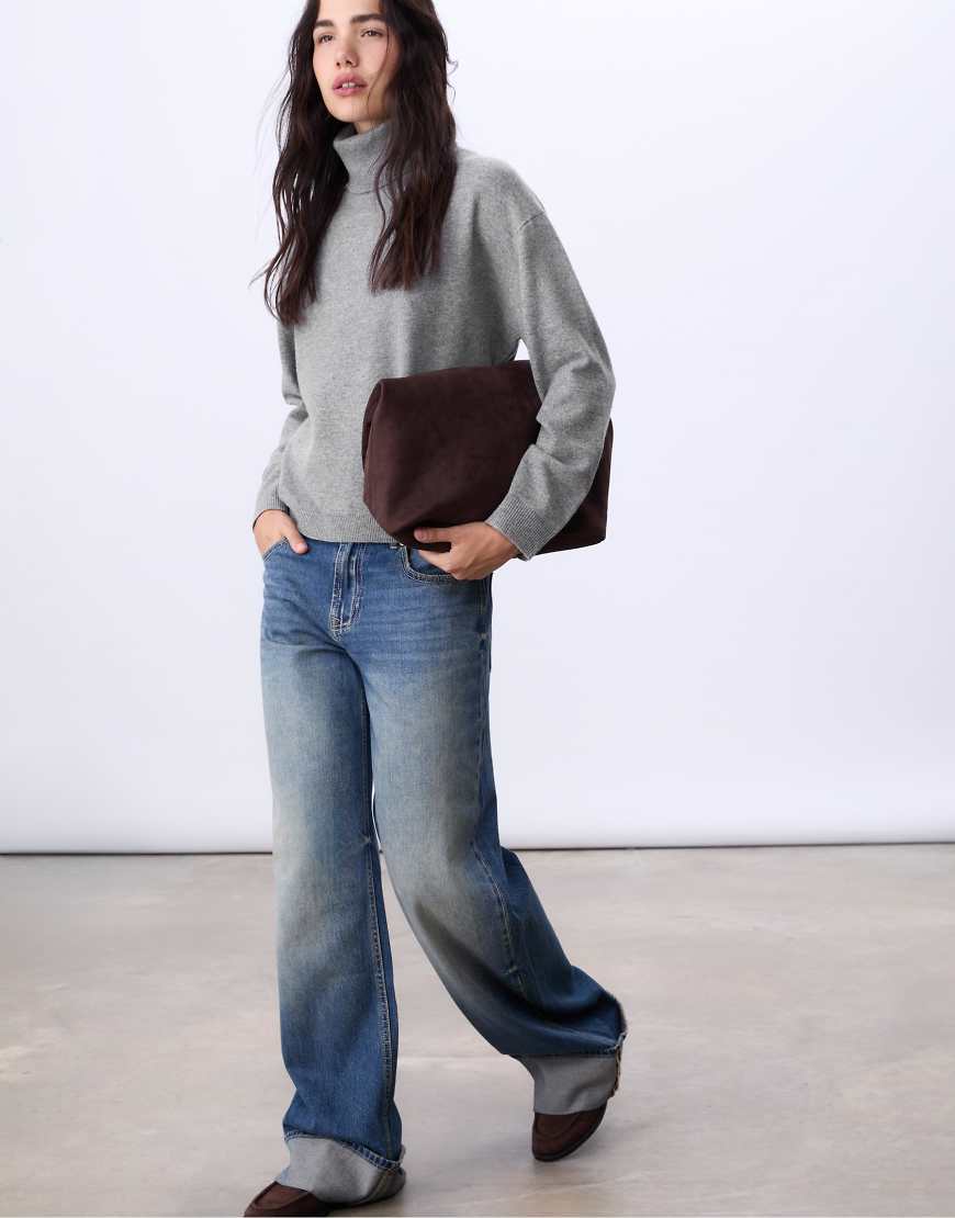 Stradivarius - Hochgeschlossener Basic-Pullover in Dunkelgrau von Stradivarius