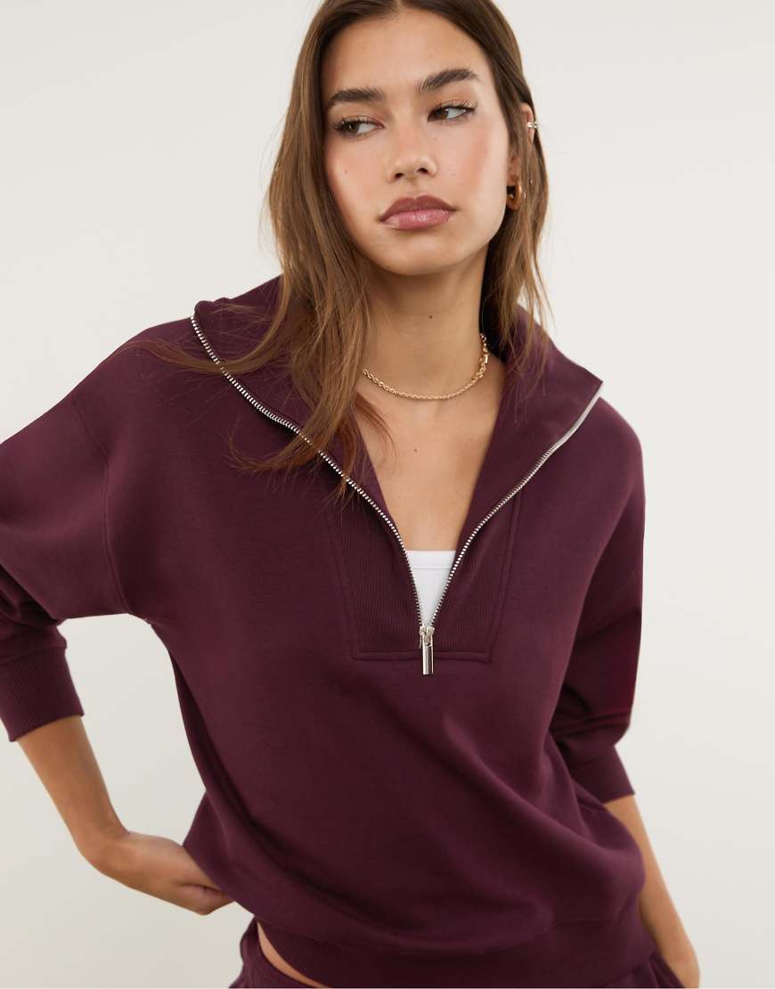 Stradivarius - Hochgeschlossenes Sweatshirt in Purpurrot mit Reißverschluss-Lila von Stradivarius