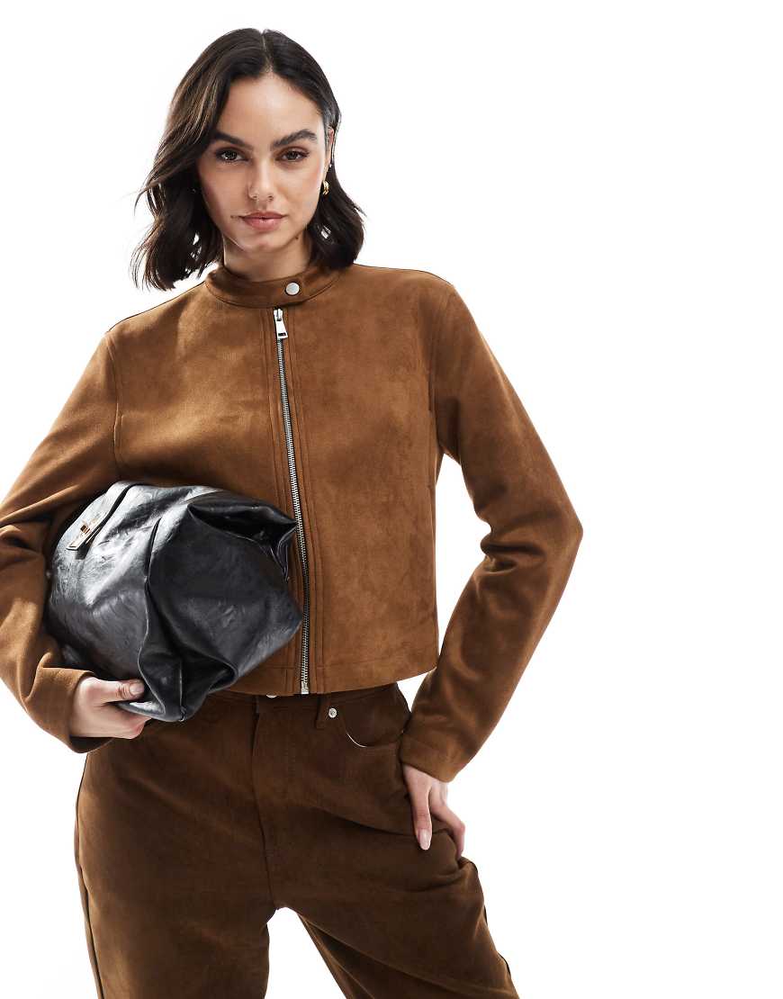 Stradivarius - Jacke aus Wildlederimitat in Braun mit Reißverschluss von Stradivarius