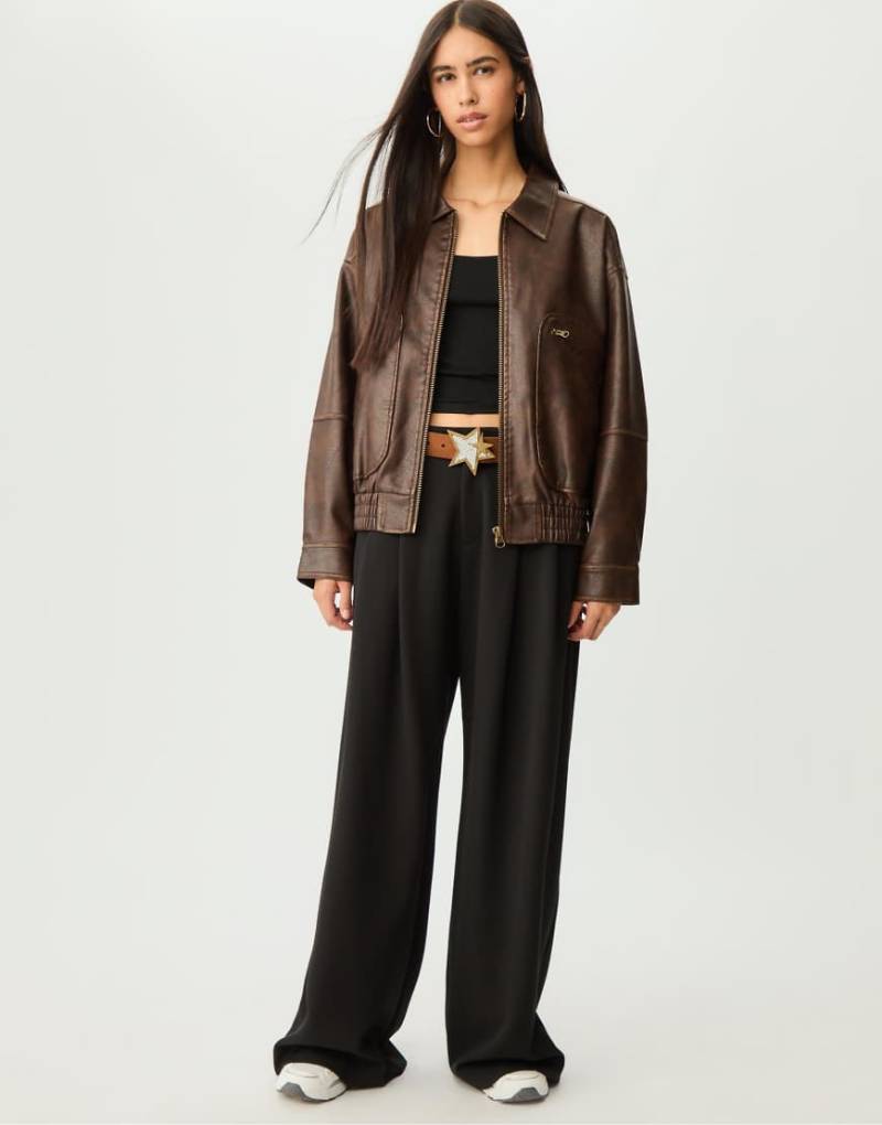 Stradivarius - Jacke in Braun mit Ledereffekt und Taschen-Brown von Stradivarius