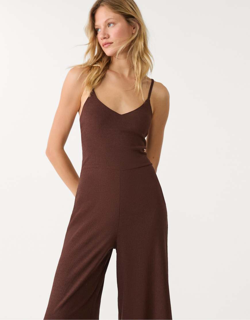 Stradivarius - Jumpsuit in Braun mit Riemchenträgern von Stradivarius