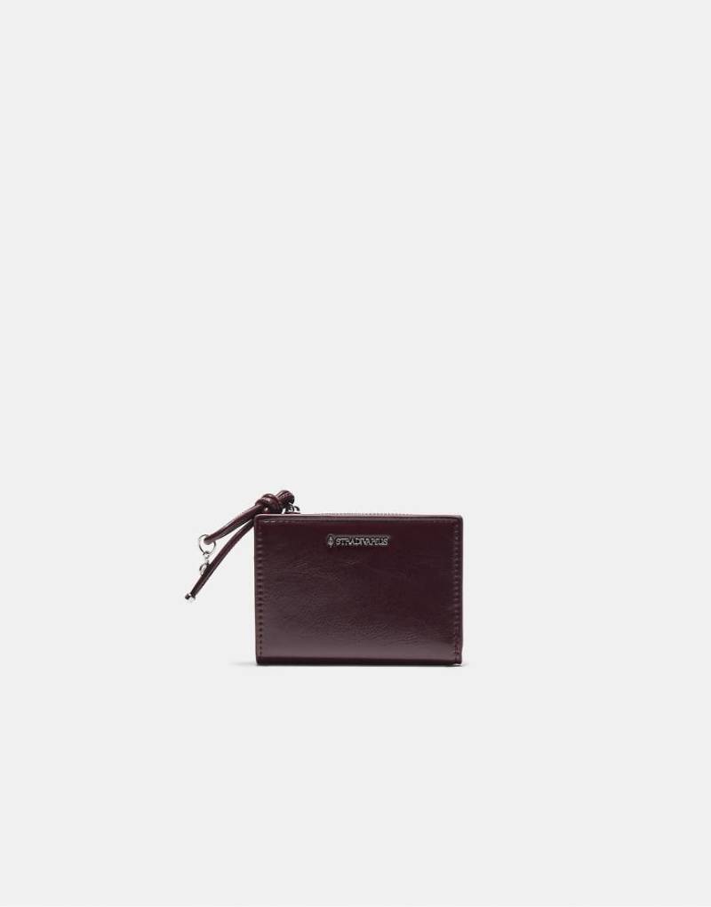 Stradivarius - Kartenetui-Geldbörse in Burgunderrot mit Zuglasche von Stradivarius