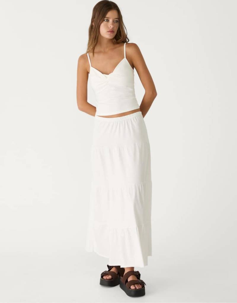 Stradivarius - Langer Rock aus Strick in Ecru-Weiß von Stradivarius