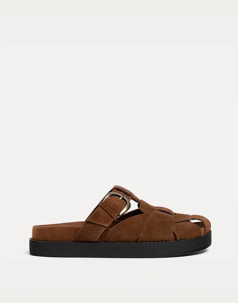 Stradivarius - Ledersandalen in Braun mit Gitterdesign von Stradivarius