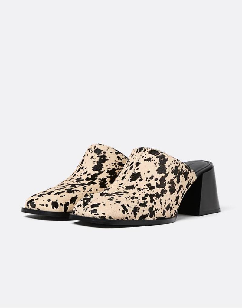 Stradivarius - Mehrfarbige Clogs mit Tierfellmuster und Absatz-Bunt Stradivarius - Mehrfarbige Clogs mit Tierfellmuster und Absatz-Bunt von Stradivarius