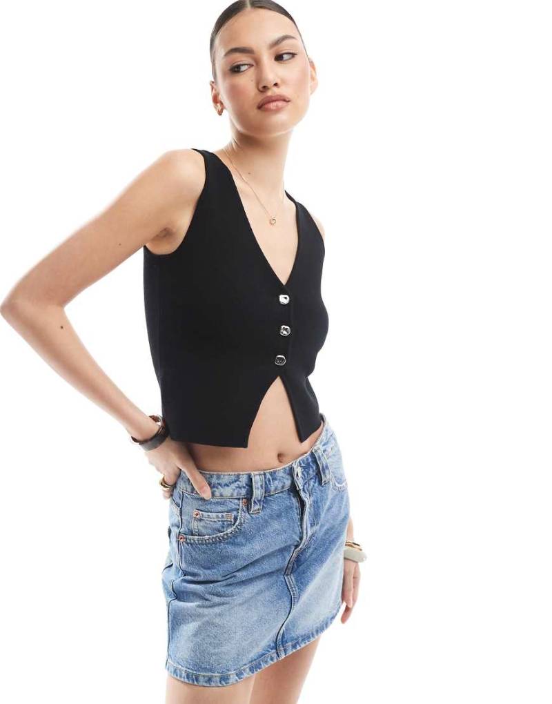 Stradivarius - Oberteil aus Strickstoff in Schwarz mit Knöpfen von Stradivarius