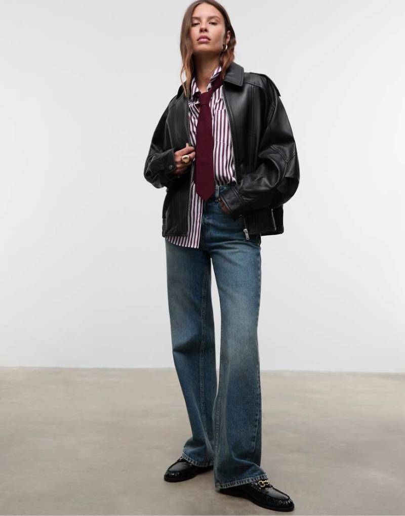 Stradivarius - Oversize-Jacke aus 100% Leder in Schwarz von Stradivarius