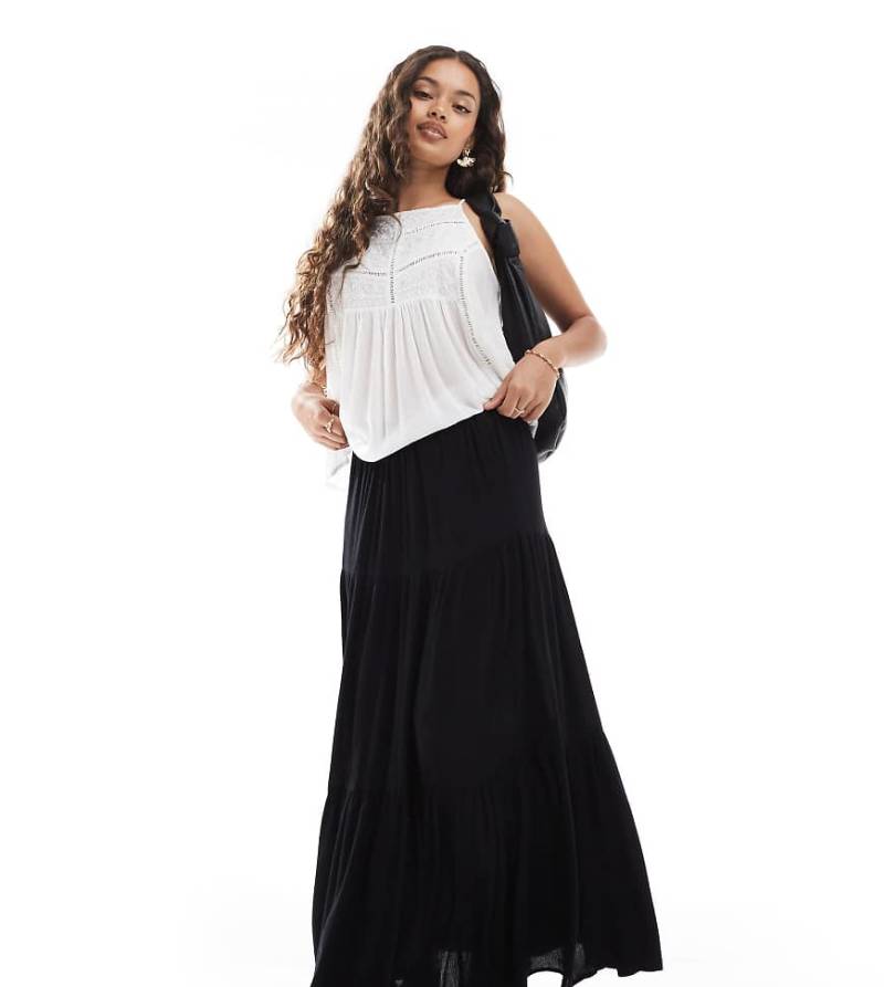 Stradivarius Petite - Boho-Midirock in Schwarz von Stradivarius