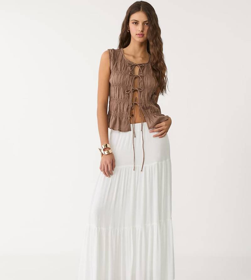 Stradivarius Petite - Boho-Midirock in Weiß von Stradivarius