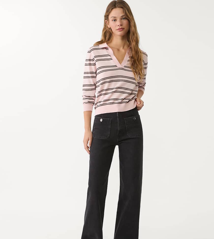 Stradivarius Petite - D77 - Jeans in verwaschenem Schwarz mit minimalistischen Taschen von Stradivarius