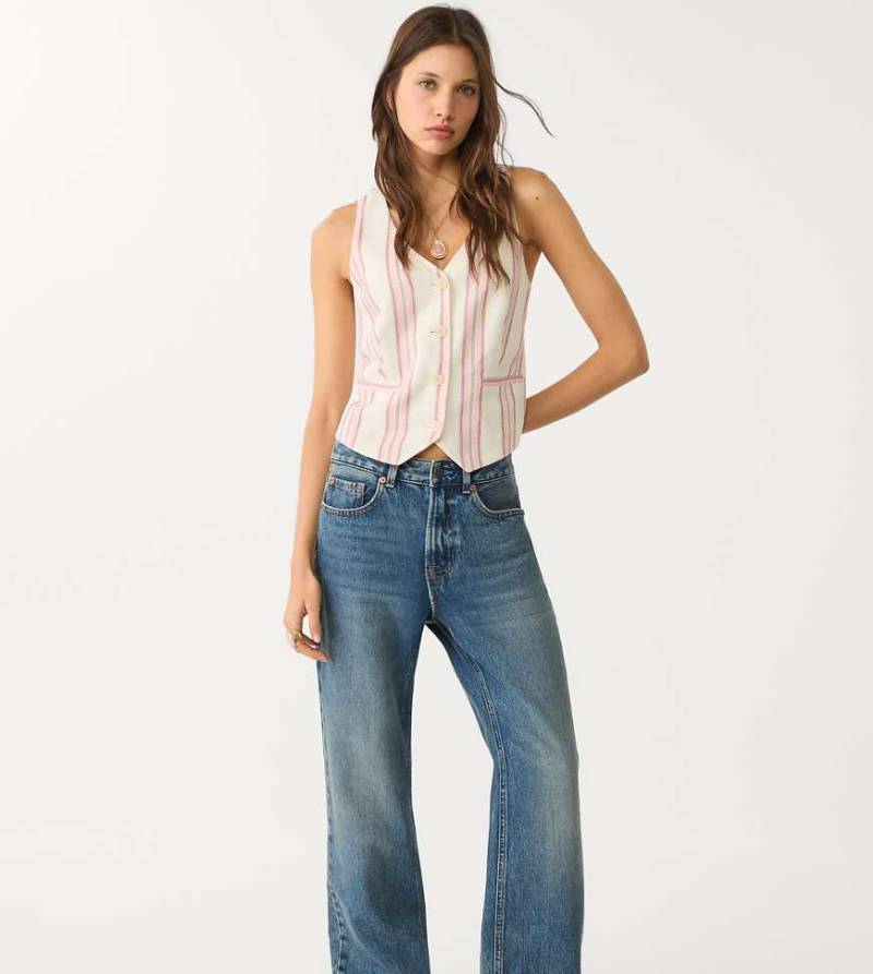 Stradivarius Petite - D92 - Gerade geschnittene Jeans in dunkelblauer Rinse-Waschung mit weitem Bein von Stradivarius