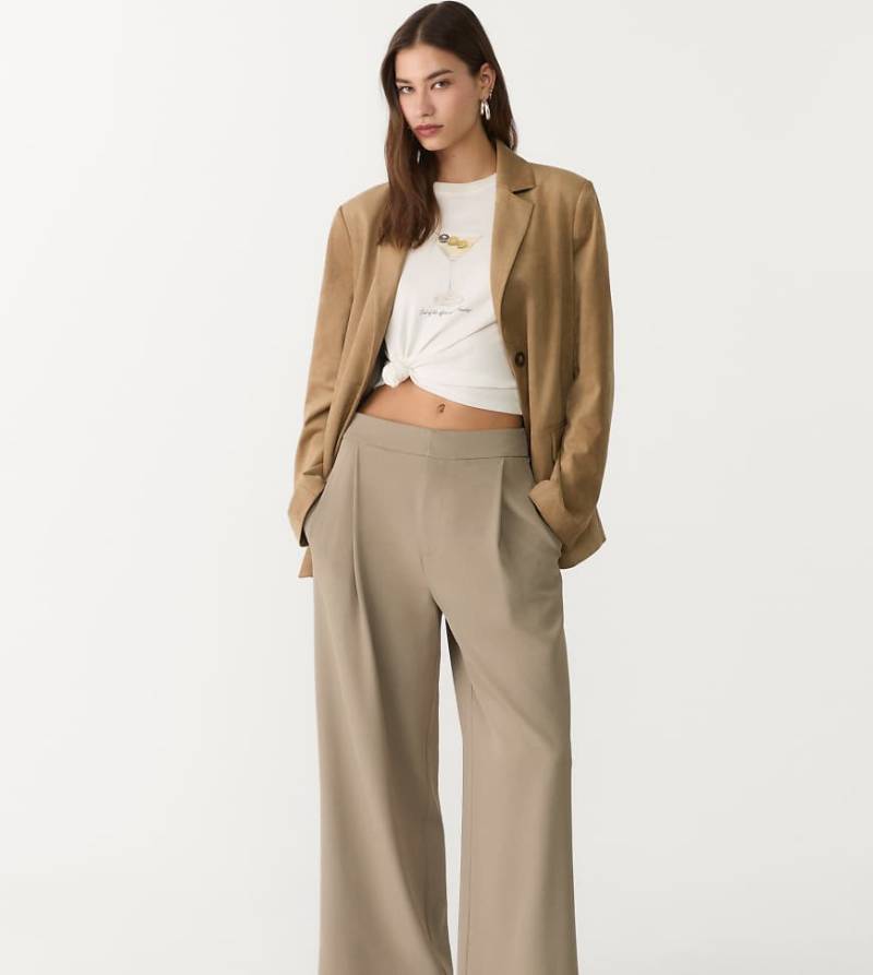 Stradivarius Petite - Eleganter Hosenrock in Khaki mit Abnähern-Grün von Stradivarius