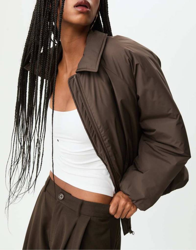 Stradivarius - Pufferjacke in Braun mit regulärer Passform-Brown von Stradivarius