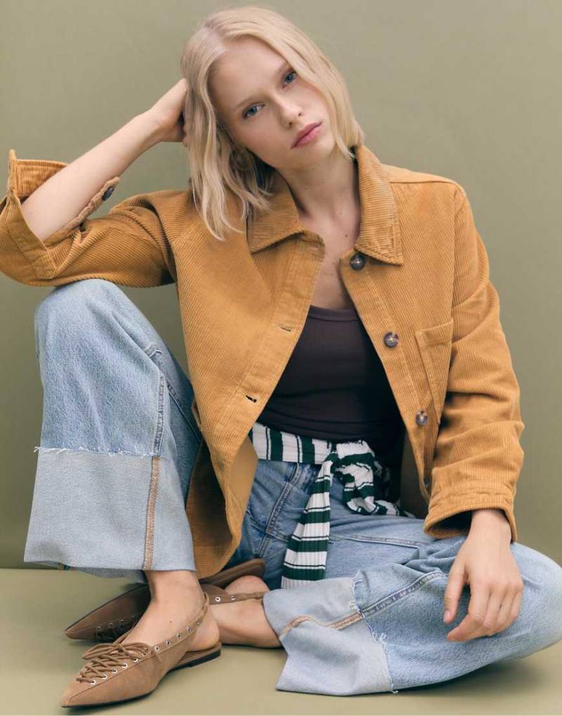 Stradivarius - Regular-Fit-Jacke in blassem Camel mit Taschen-Neutral von Stradivarius