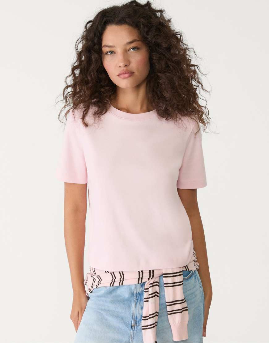 Stradivarius - Regular-Fit-T-Shirt aus schwerem Stoff in Pastellrosa von Stradivarius