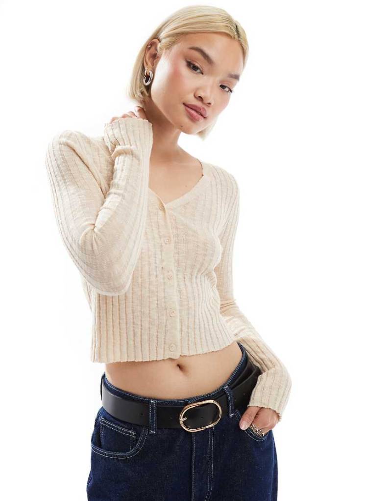 Stradivarius - STR - Leichte Strickjacke in Ecru-Neutral von Stradivarius