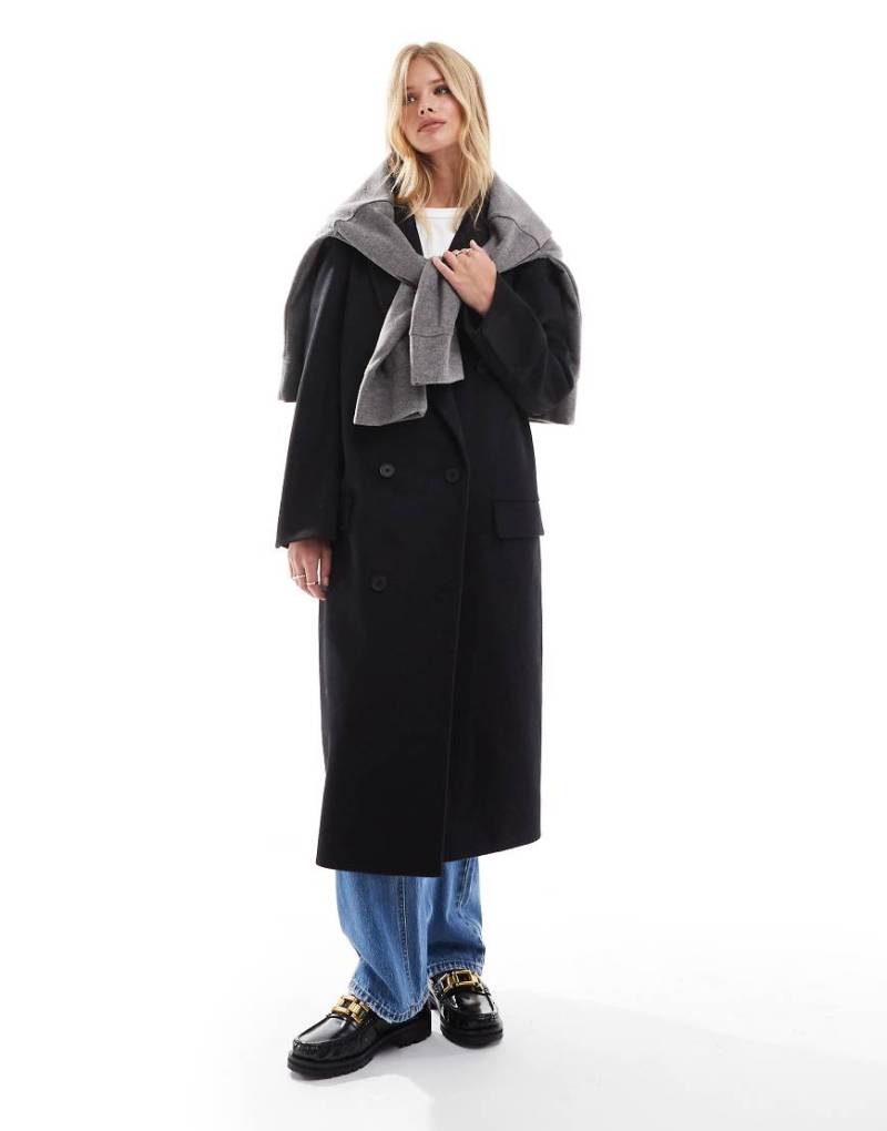Stradivarius - STR - Super-Oversize-Mantel in Schwarz von Stradivarius