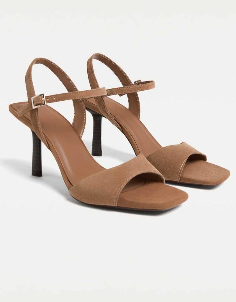 Stradivarius - Sandalen in Braun aus Leder mit Absatz von Stradivarius