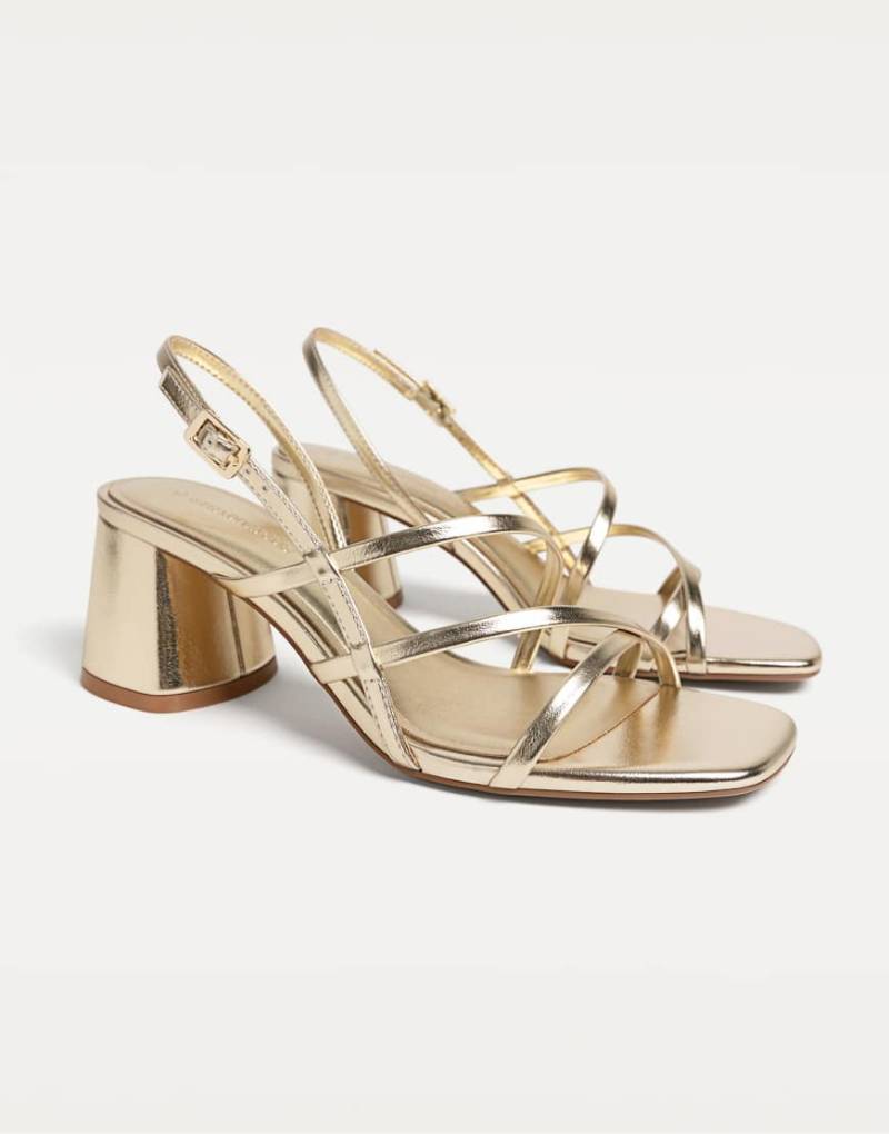 Stradivarius - Sandaletten in Gold mit Blockabsatz-Goldfarben von Stradivarius