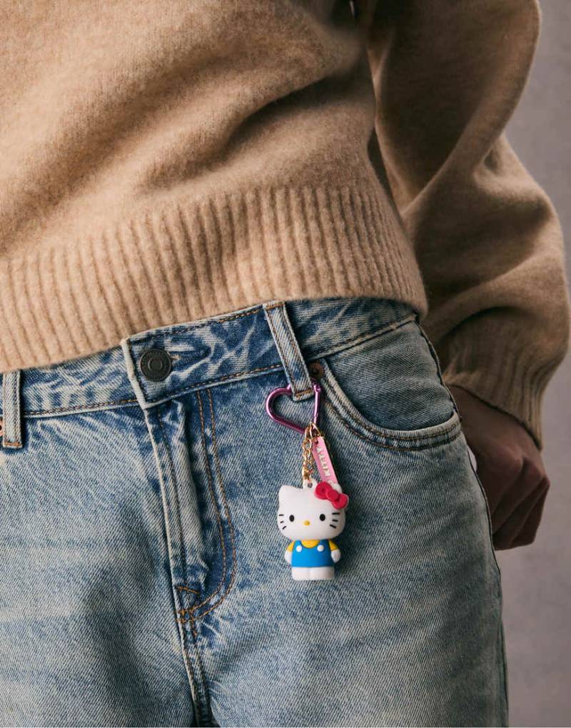 Stradivarius - Schlüsselanhänger mit Hello Kitty-Detail in Blau Stradivarius - Schlüsselanhänger mit Hello Kitty-Detail in Blau von Stradivarius