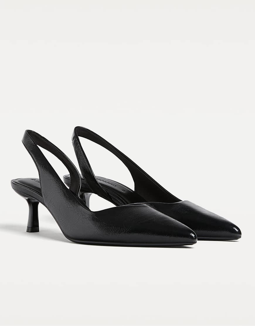 Stradivarius - Schuhe in Schwarz mit Kitten-Heel-Absatz und Fersenriemen von Stradivarius