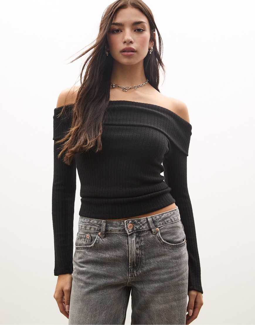 Stradivarius - Schulterfreies Strickoberteil in Schwarz von Stradivarius