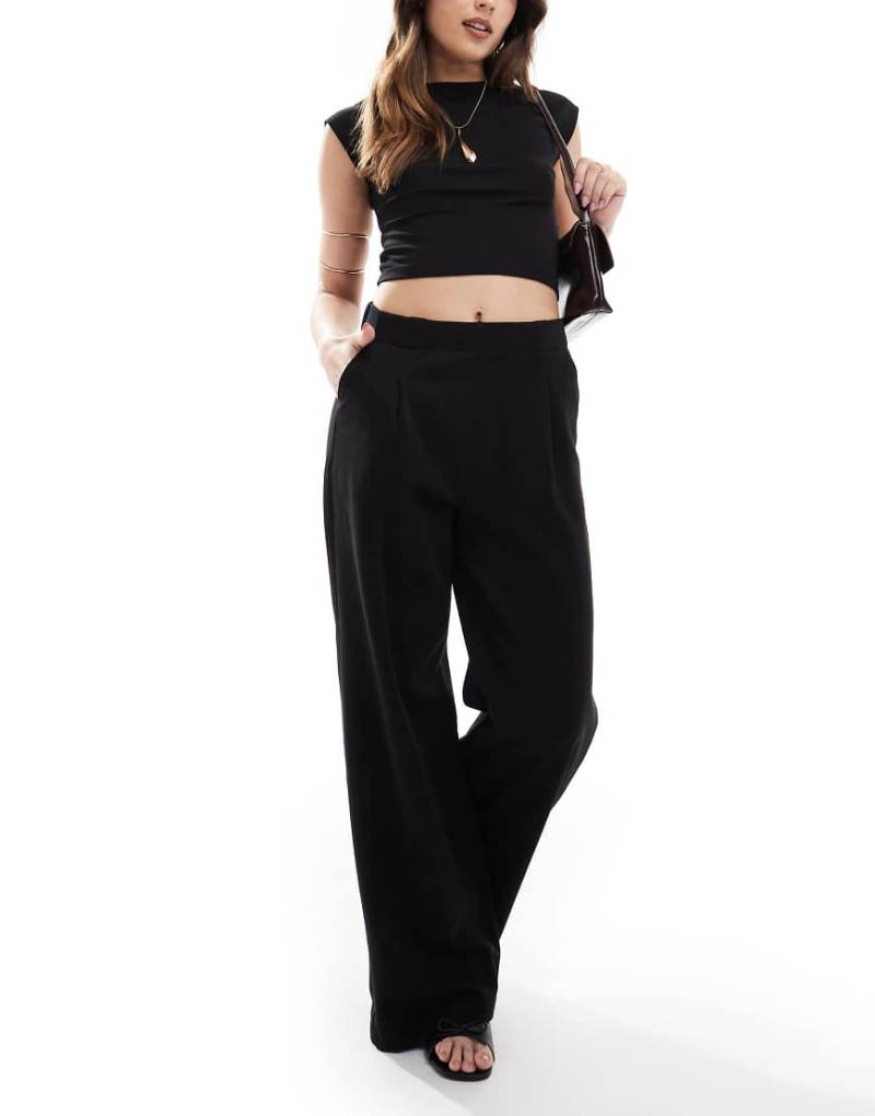 Stradivarius - Schwarze Hose mit weitem Bein von Stradivarius