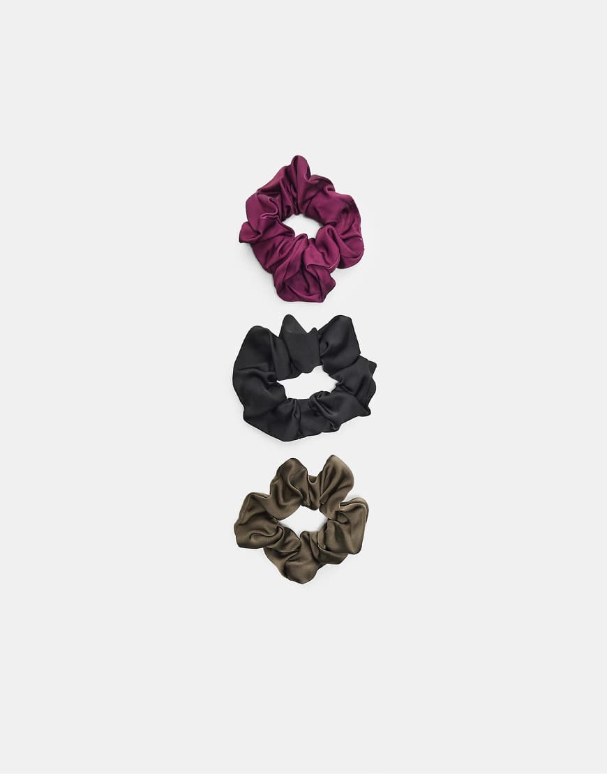 Stradivarius - Set mit 3 Scrunchie-Haargummis in Lila Stradivarius - Set mit 3 Scrunchie-Haargummis in Lila von Stradivarius