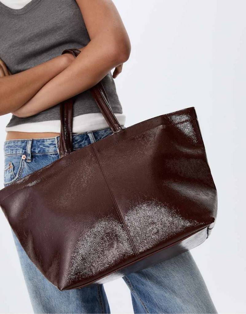 Stradivarius - Shopper aus Kunstleder in Braun-Brown von Stradivarius