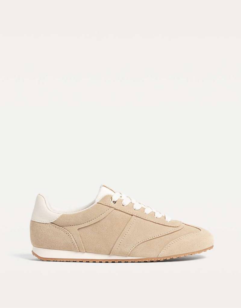 Stradivarius - Sneaker aus weichem Leder in Beige-Neutral von Stradivarius