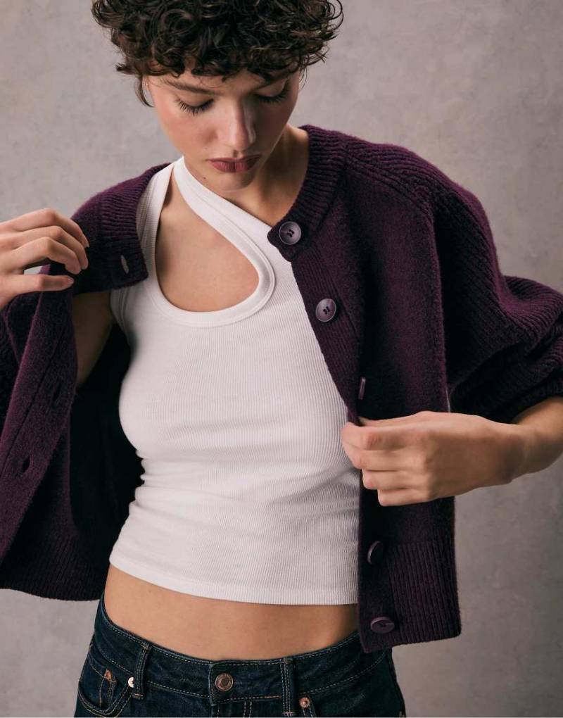 Stradivarius - Strickjacke in Aubergine mit Knopfleiste-Lila von Stradivarius