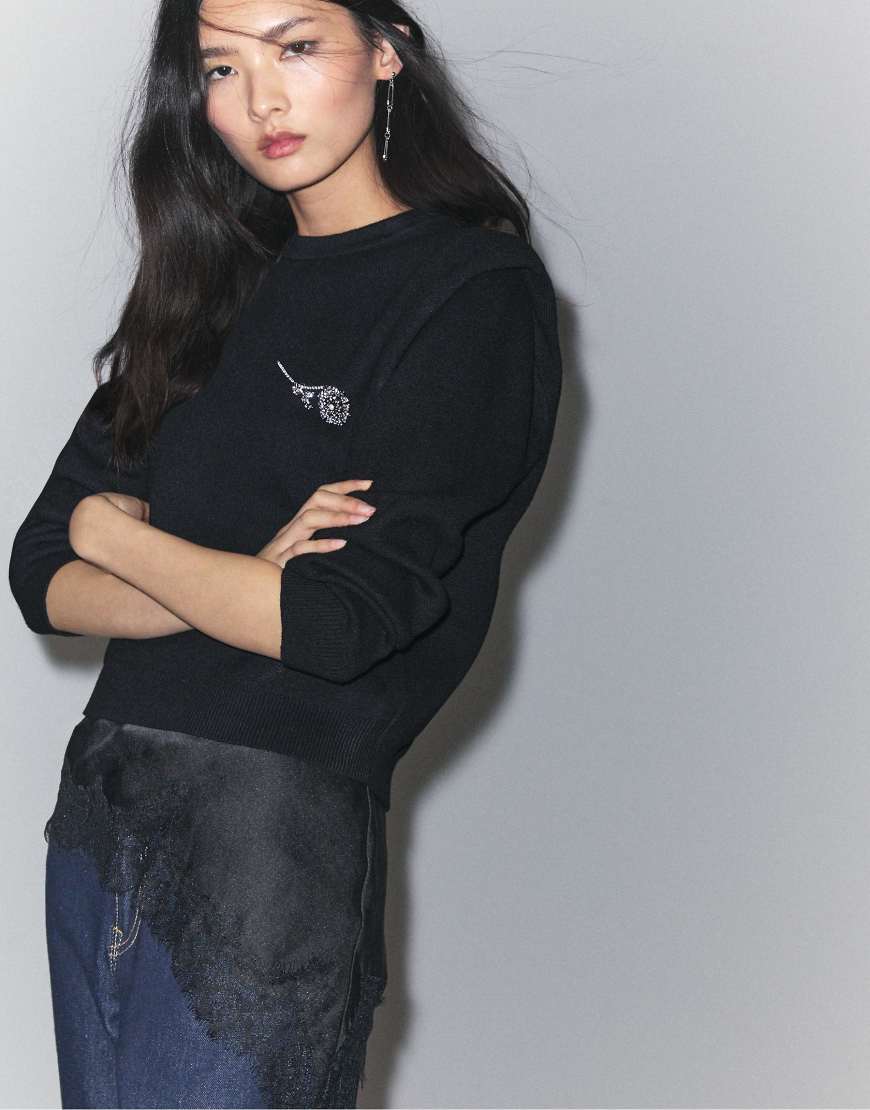 Stradivarius - Strickpullover in Schwarz mit Schulterpolstern Stradivarius - Strickpullover in Schwarz mit Schulterpolstern von Stradivarius