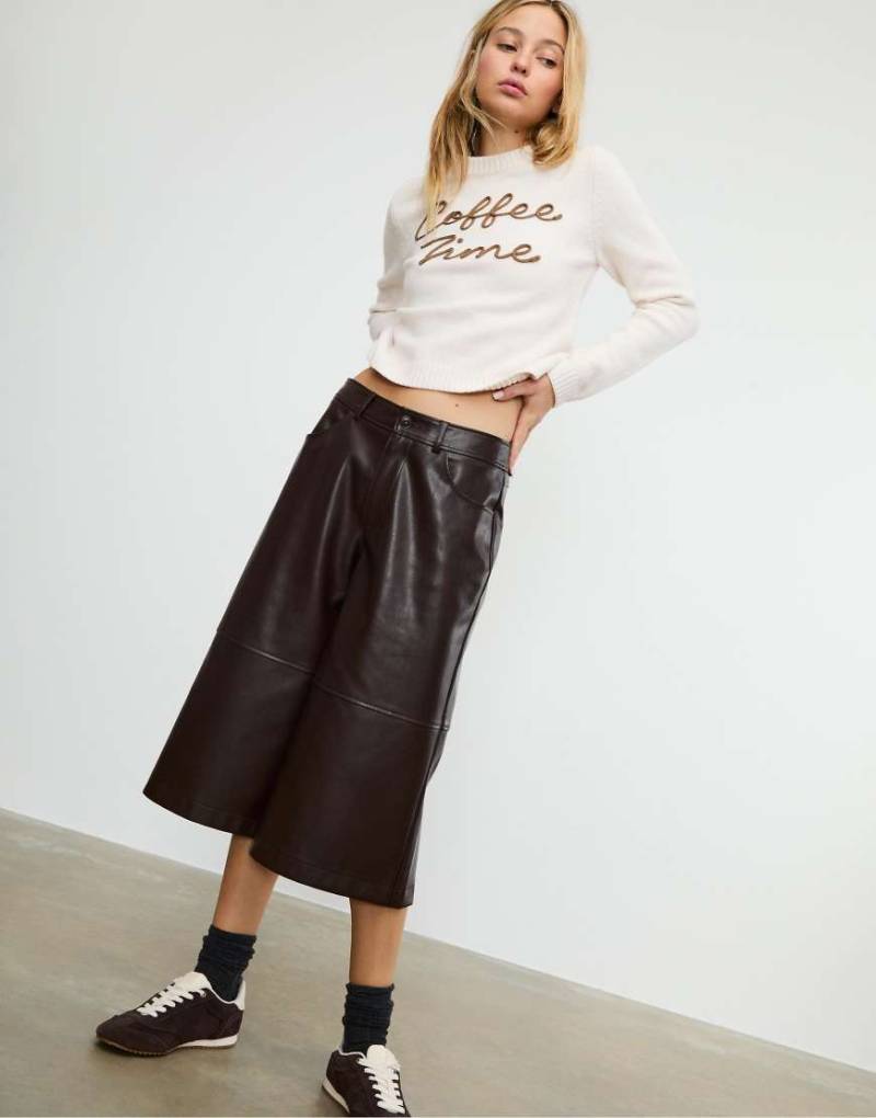 Stradivarius - Strickpullover in Vanille mit platziertem Schriftzug-Weiß von Stradivarius