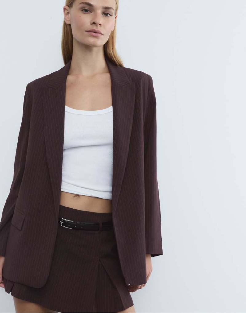 Stradivarius - Strukturierter, offener Blazer in gestreiftem Lila von Stradivarius