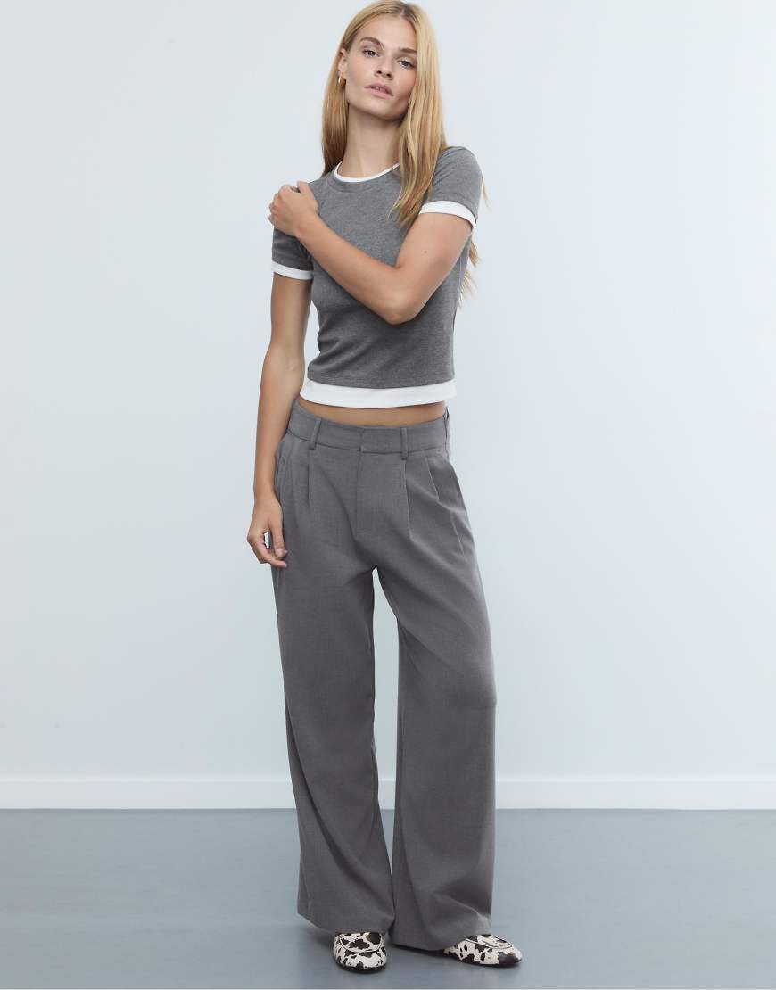 Stradivarius - Superweite Hose in Dunkelgrau mit verstellbarem Bund von Stradivarius