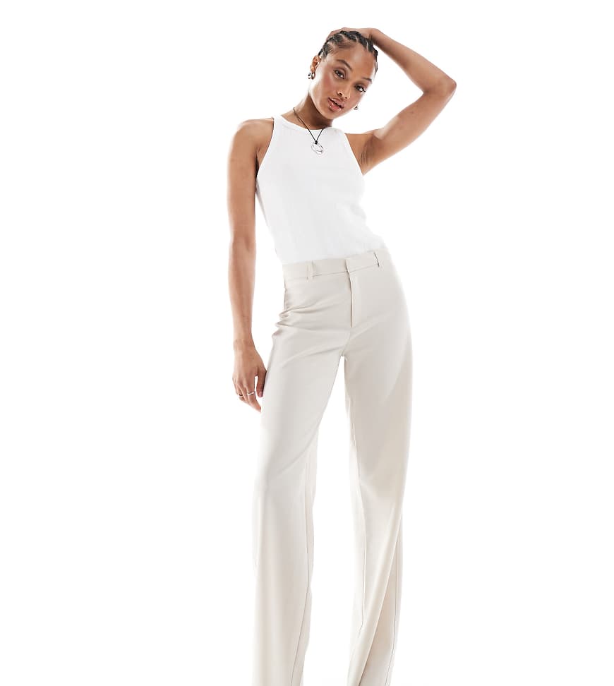 Stradivarius Tall - Elegante Hose in Ecru mit geradem Schnitt-Neutral von Stradivarius