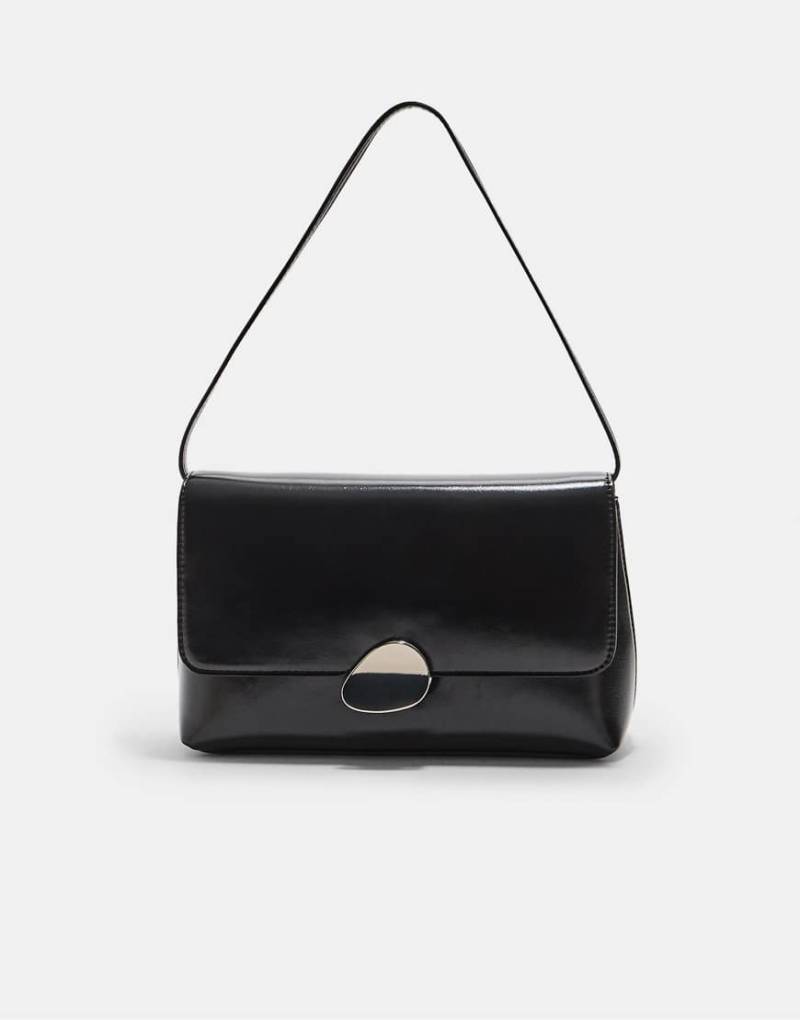 Stradivarius - Tasche in Schwarz mit asymmetrischem Metallverschluss von Stradivarius