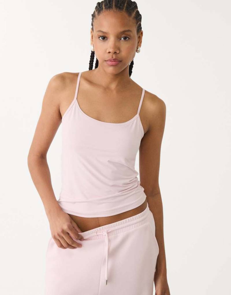 Stradivarius - Tanktop in Pastellrosa Stradivarius - Tanktop in Pastellrosa von Stradivarius