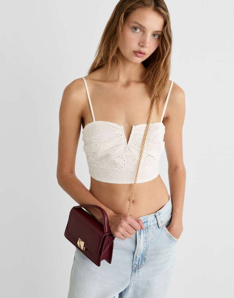 Stradivarius - Umhängetasche in Burgunderrot mit zwei Tragegriffen von Stradivarius