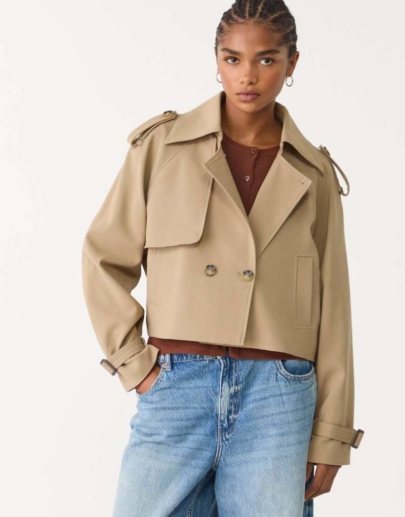 Stradivarius - Verkürzter eleganter Trenchcoat in Khaki-Grün von Stradivarius