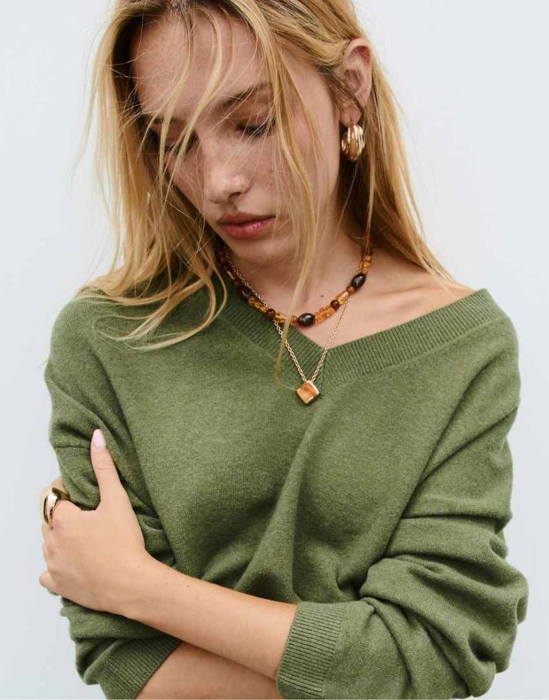 Stradivarius - Weicher Basic-Strickpullover in Olivgrün von Stradivarius
