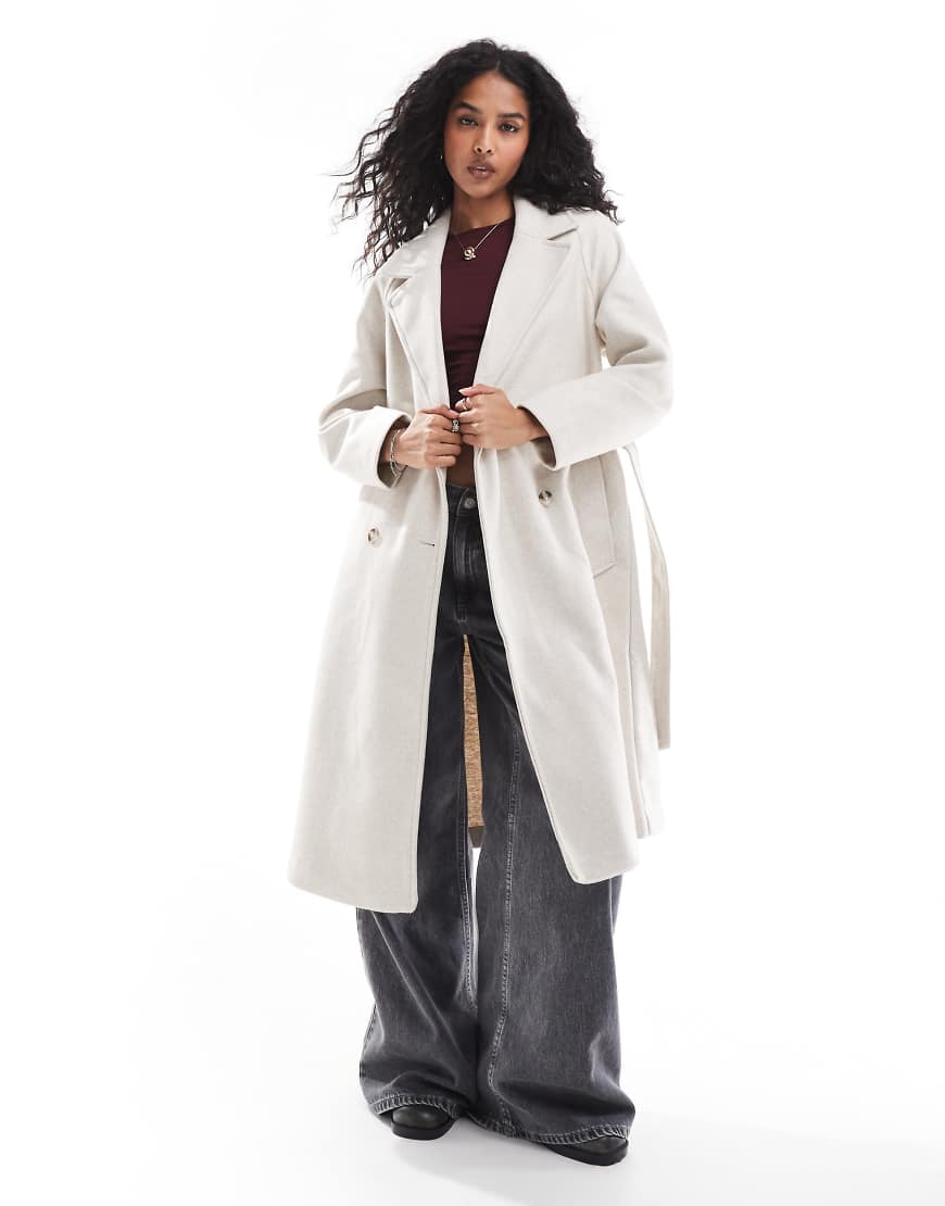Stradivarius - Weicher Trenchcoat in Ecru-Weiß von Stradivarius