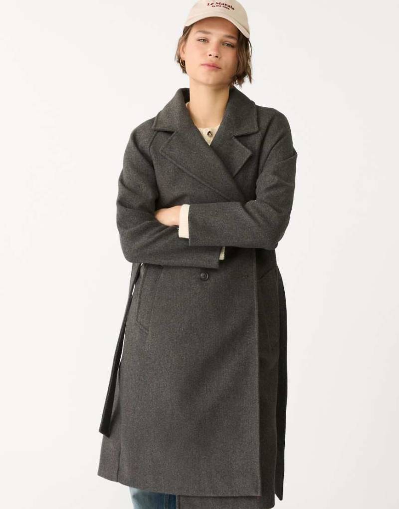 Stradivarius - Weicher Trenchcoat in Grau von Stradivarius