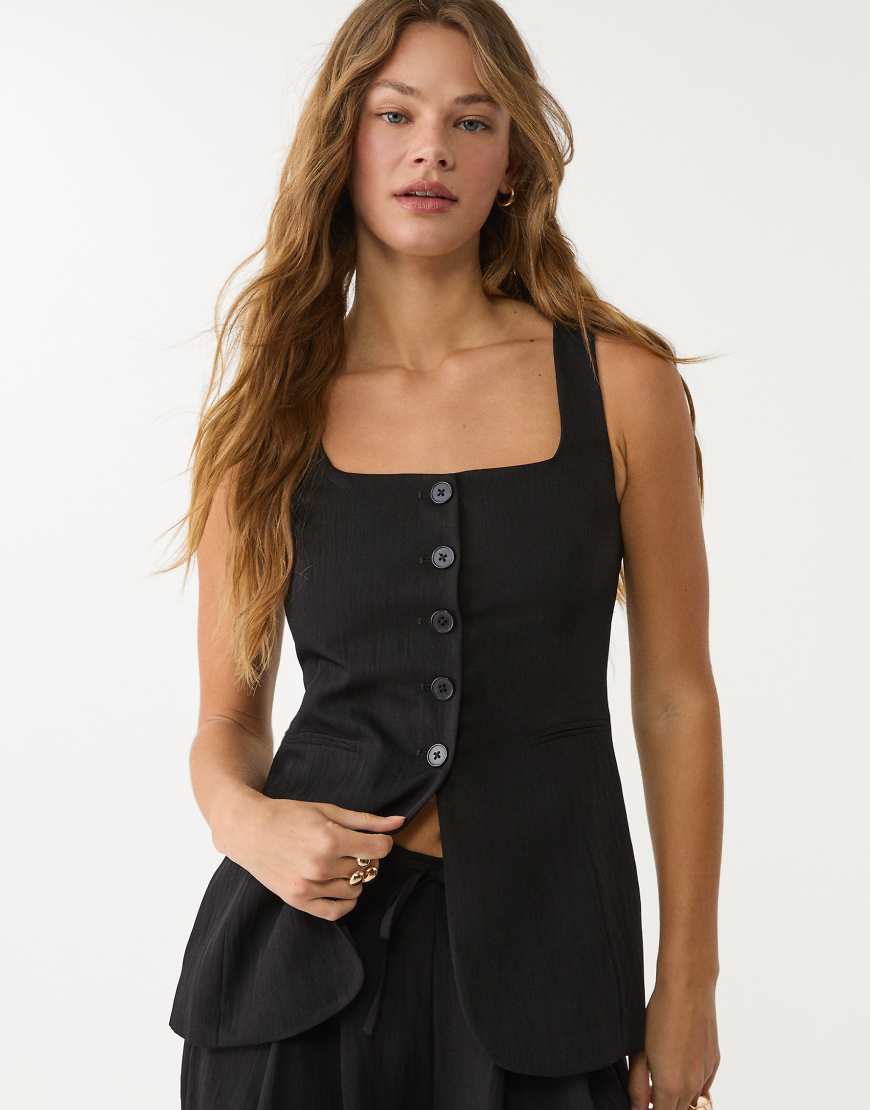 Stradivarius - Weste in Schwarz mit Strukturmuster von Stradivarius