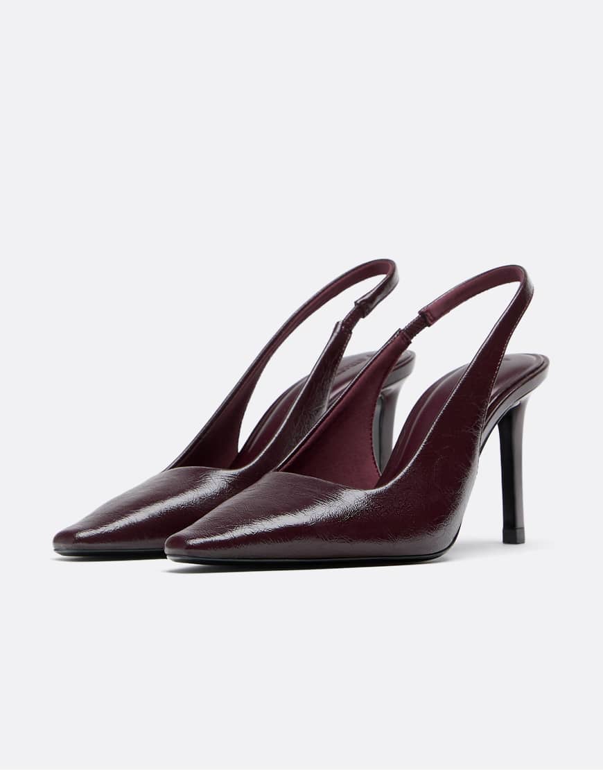 Stradivarius Wide Fit - Basic-Schuhe in Burgunderrot mit hohem Absatz, weite Passform von Stradivarius
