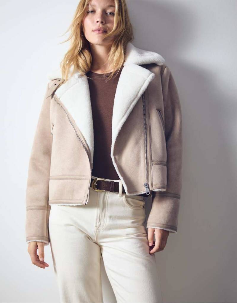 Stradivarius - Wildlederimitat-Bikerjacke in Ecru-Weiß von Stradivarius