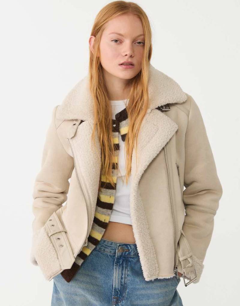 Stradivarius - Wildlederimitat-Bikerjacke in Ecru-Weiß von Stradivarius